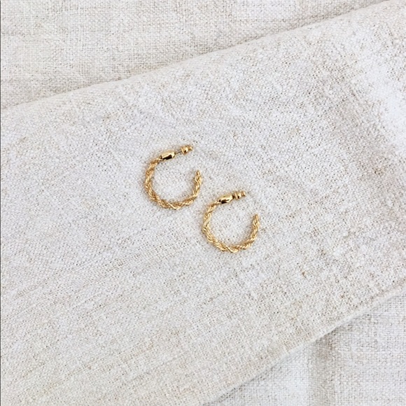 Vintage Jewelry Vintage Gold Rope Twist Hoop Earrings Poshmark